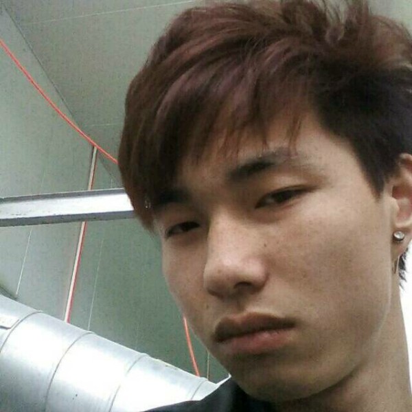 星星落后的照片