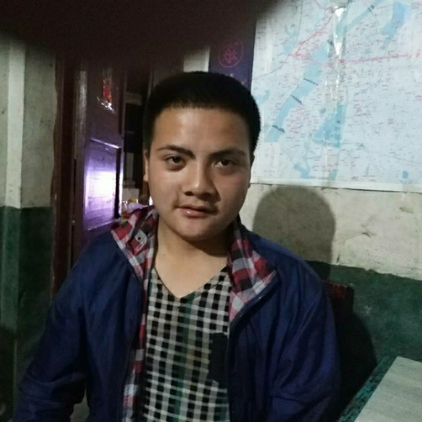 洋葱拾忆俊逸的照片