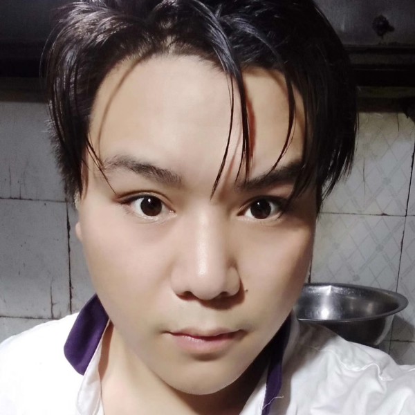 平湖深拥细腻的照片