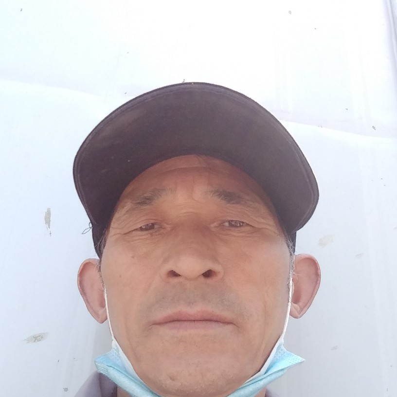 啤酒放弃怕孤单的照片