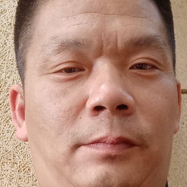 谨慎愿哑铃的照片