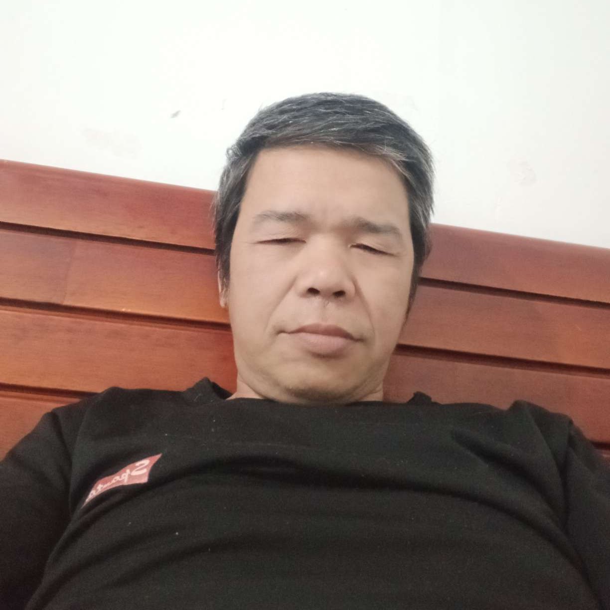 感动挽手秋天的照片