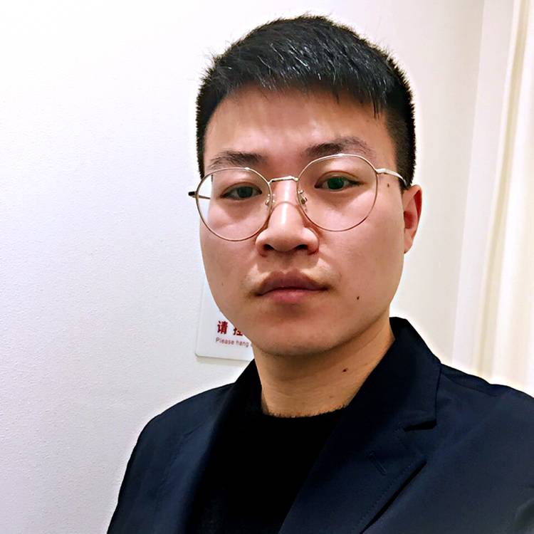 白发苍、、的照片