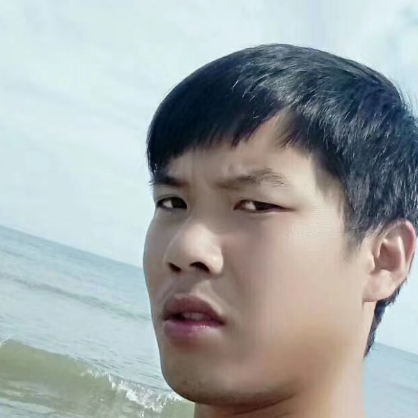 郑启来的照片