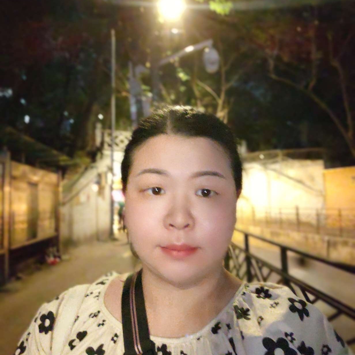 浅雨漪思的照片