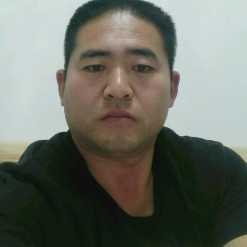 听话帅哥的照片