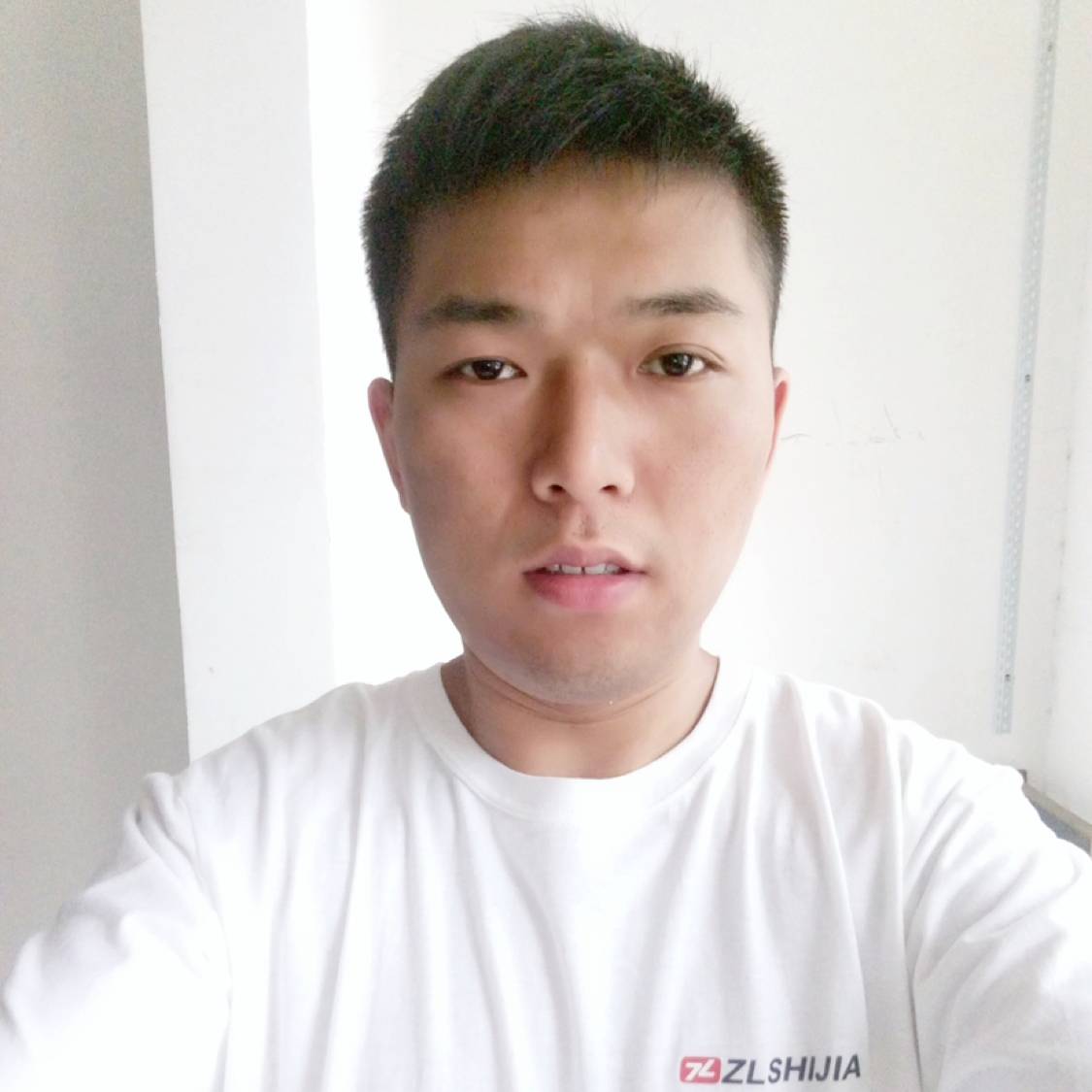 痴痴的等待那个人的照片