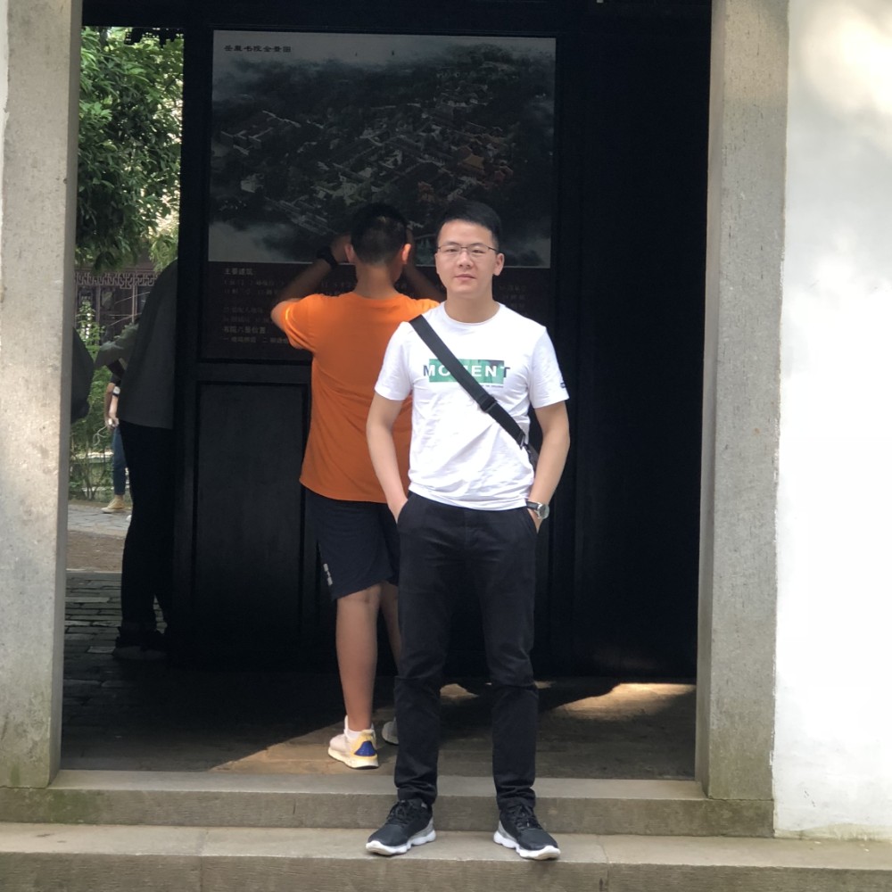 羊保卫的照片