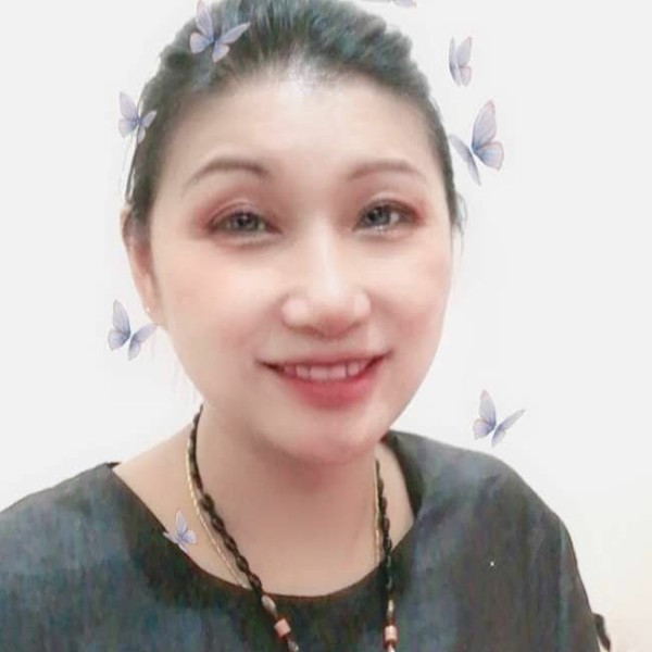 永浴爱河的照片