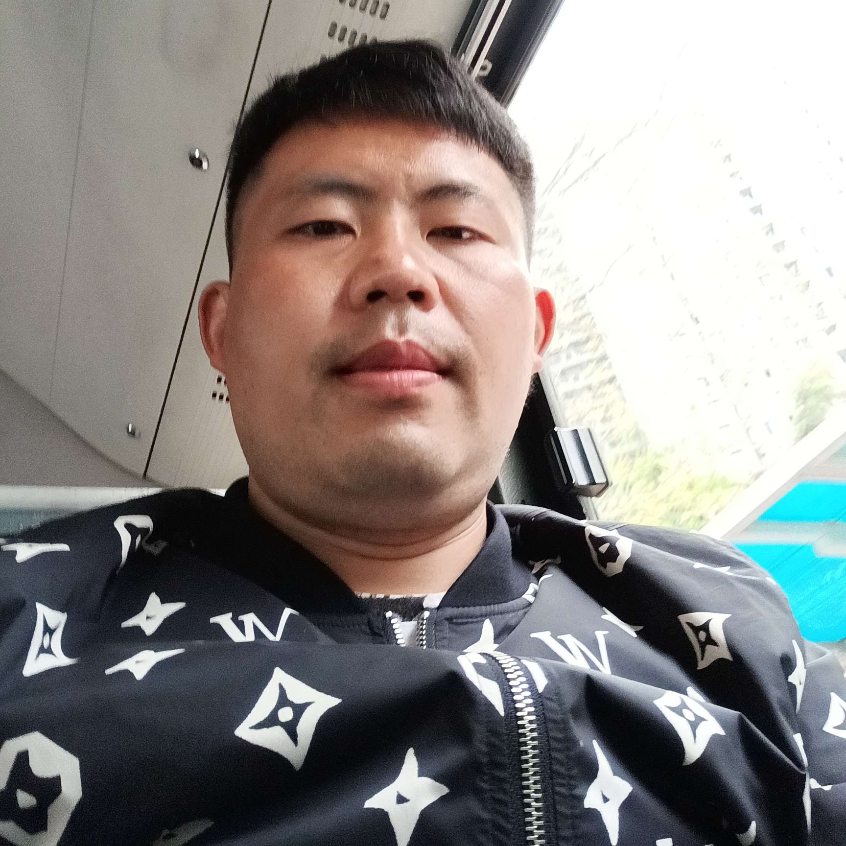 简单！！！！快乐的照片