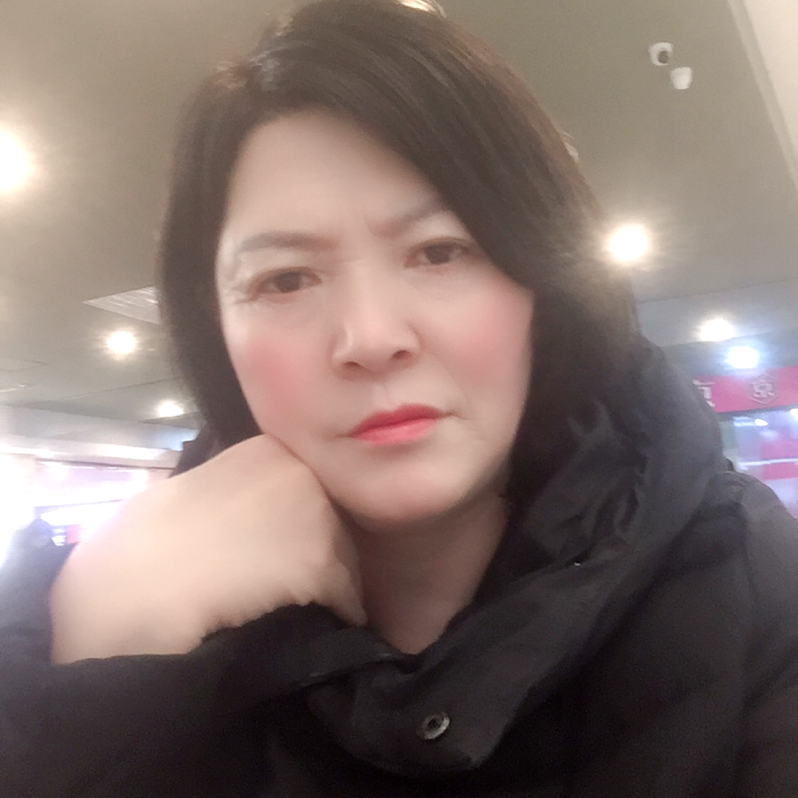 冬眠蛇的照片