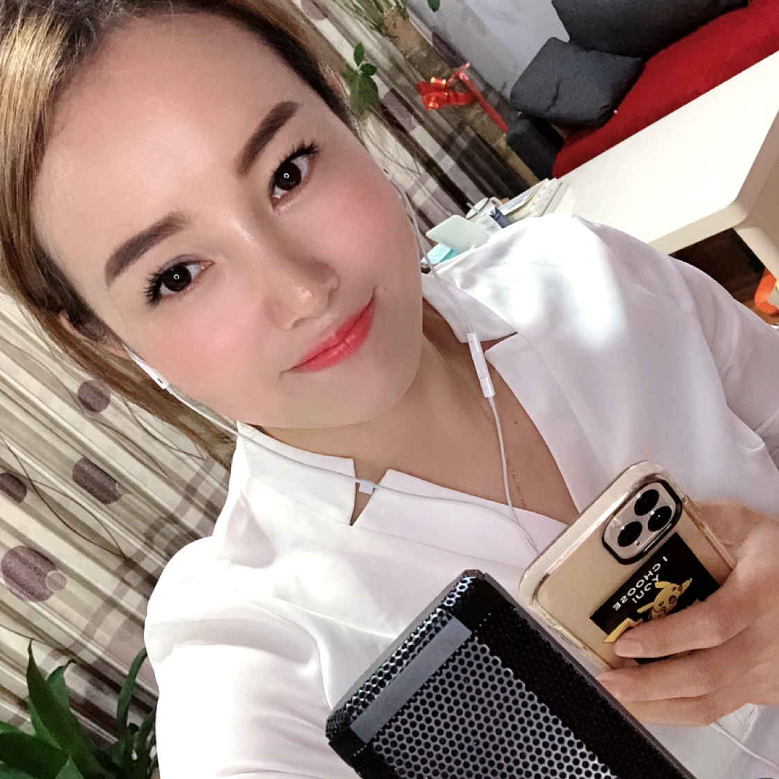 隐忍爱铅笔的照片