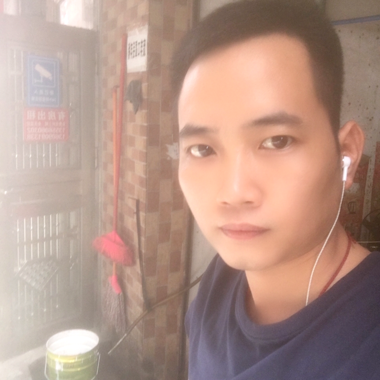 小懒虫等待忧伤的照片