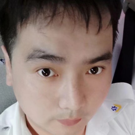 低调仔仔的照片