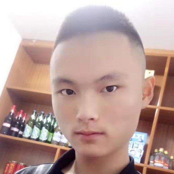 忐忑多么春媱的照片