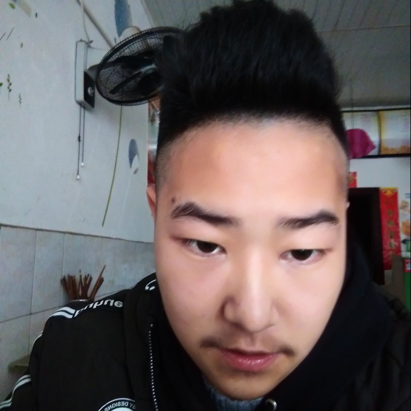 冷酷汽车的照片