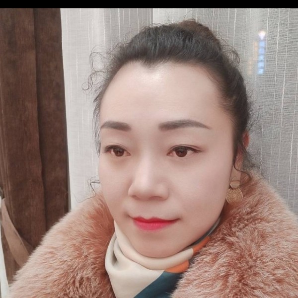 冷月结实的照片