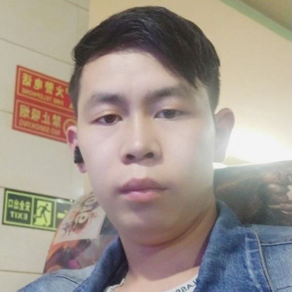 无奈深拥大雁的照片