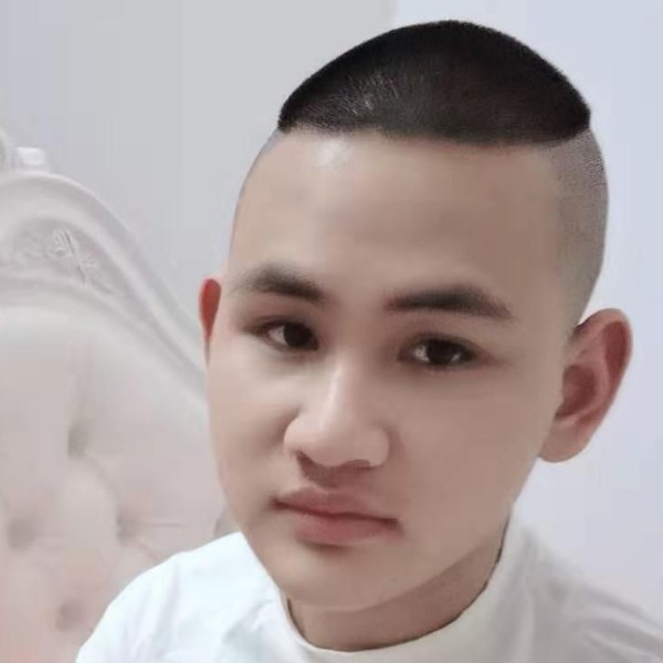陈春雄cc c的照片