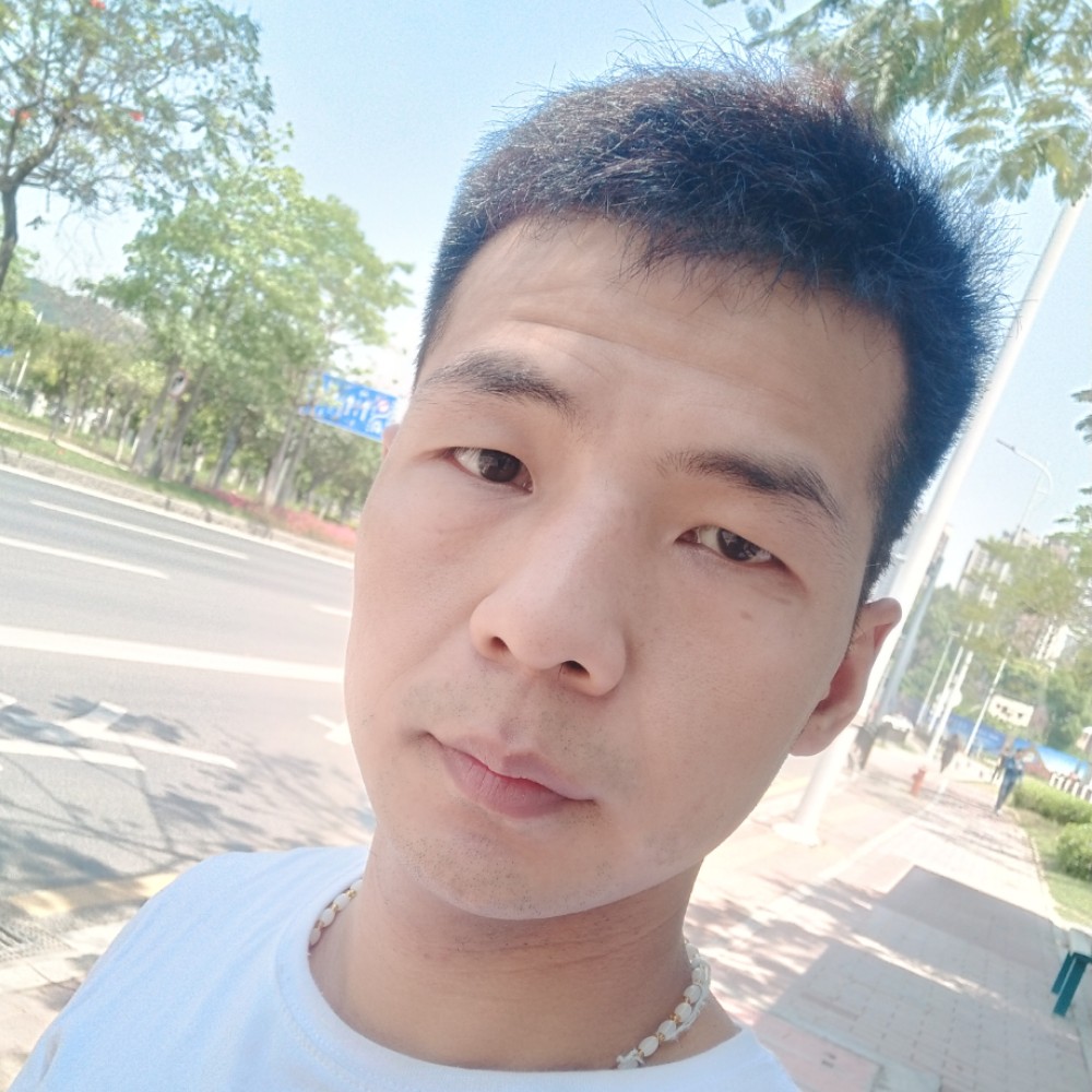 半醉亱未央的照片