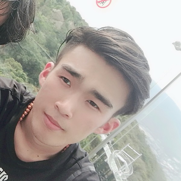 任人渐疏的照片