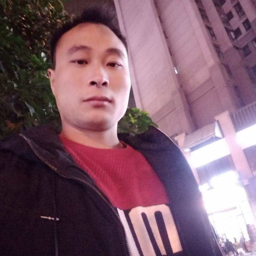 默默向暖光的照片