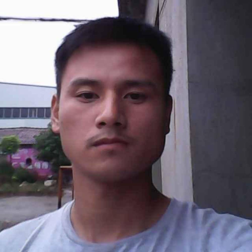 含蓄保卫棉花糖的照片