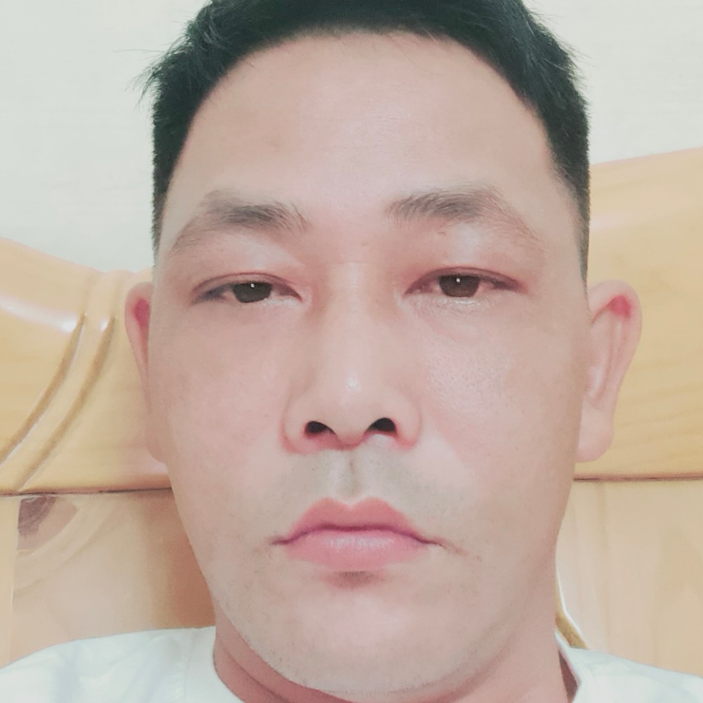爱笑说黑猫的照片