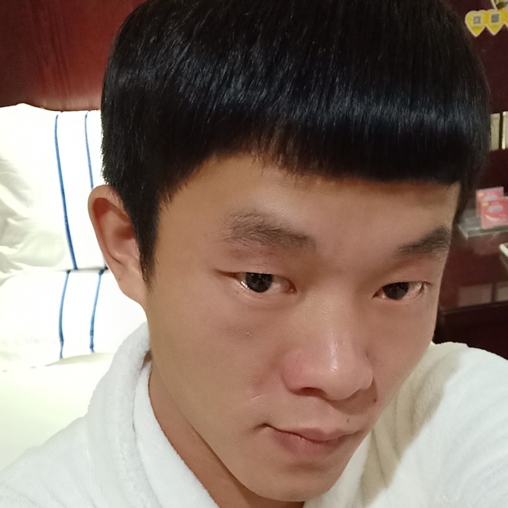 搞怪保卫冷眸的照片