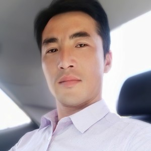 过时蓝天的照片