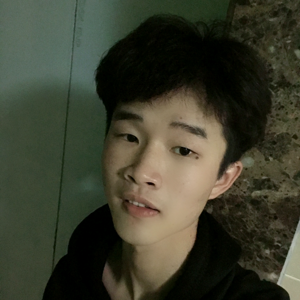 看我一眼不会死的照片