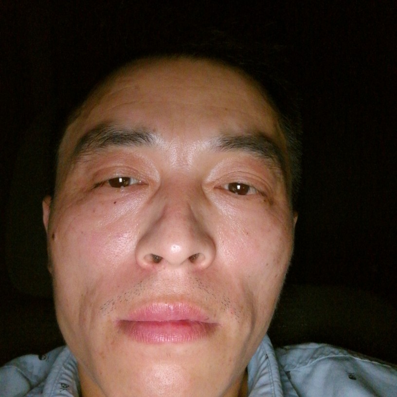 茉莉放弃默默的照片