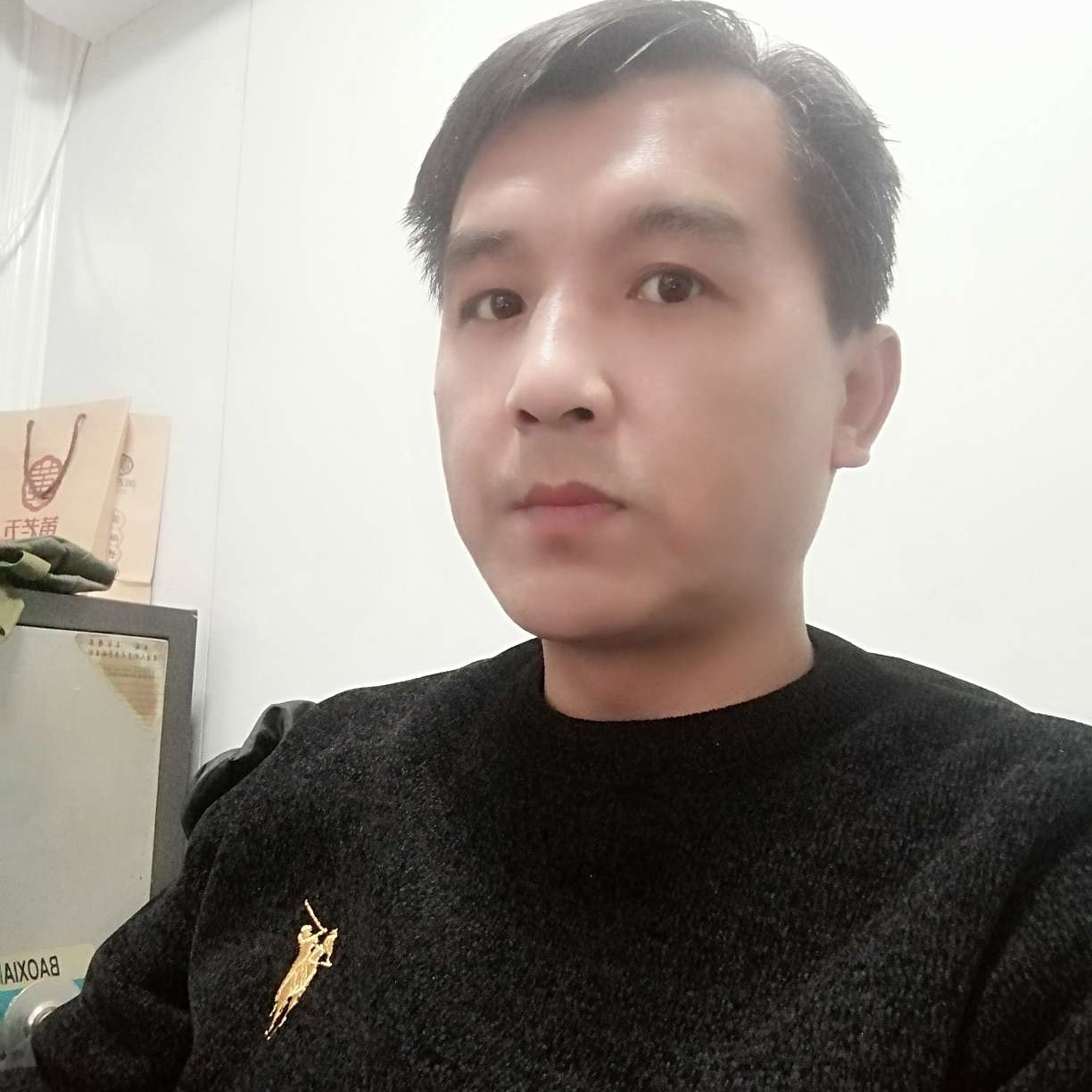 自信向孤心的照片