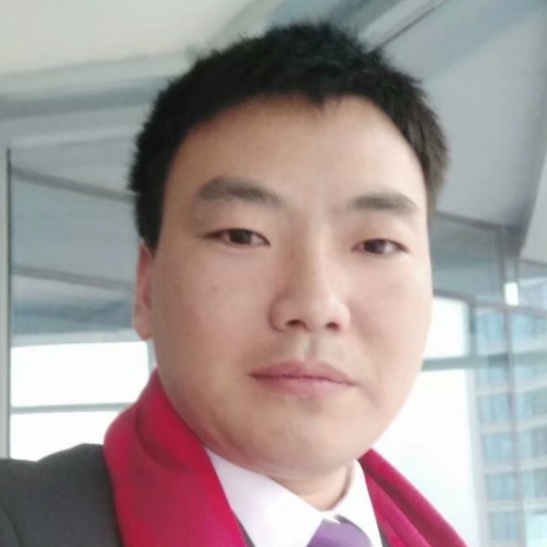 天寂回首帅气的照片