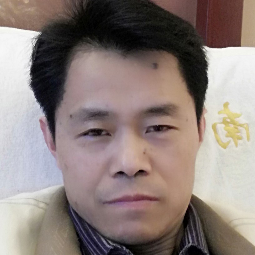 无可取代的英俊的照片