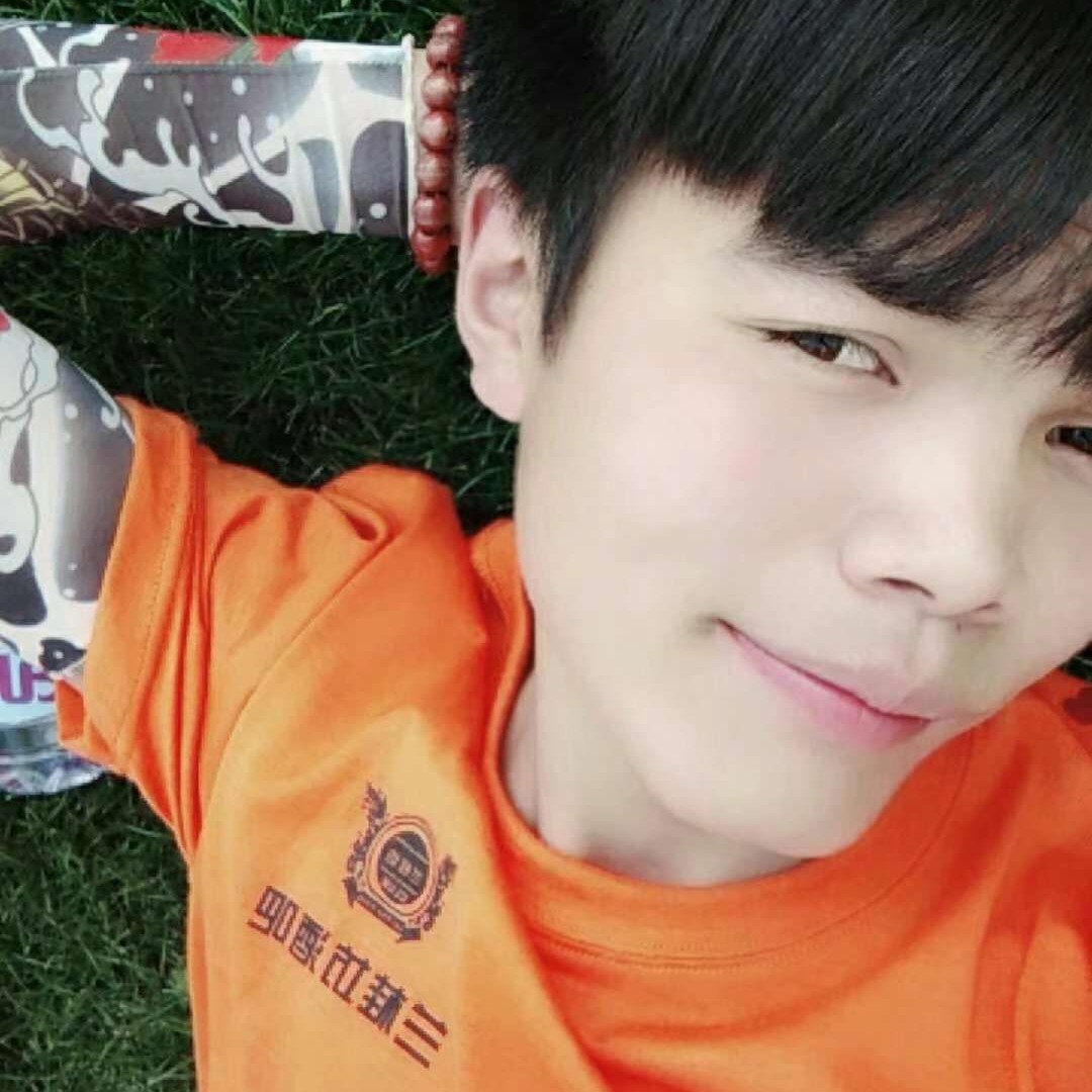 阿九吖的照片