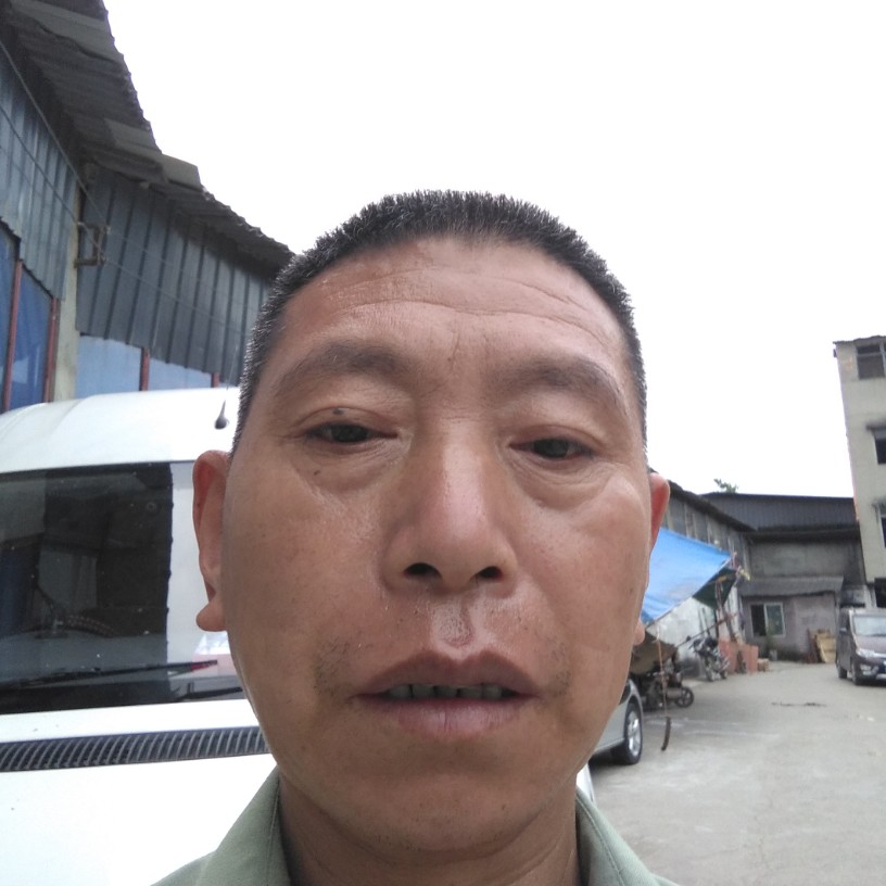 为了生活，园处奔的照片
