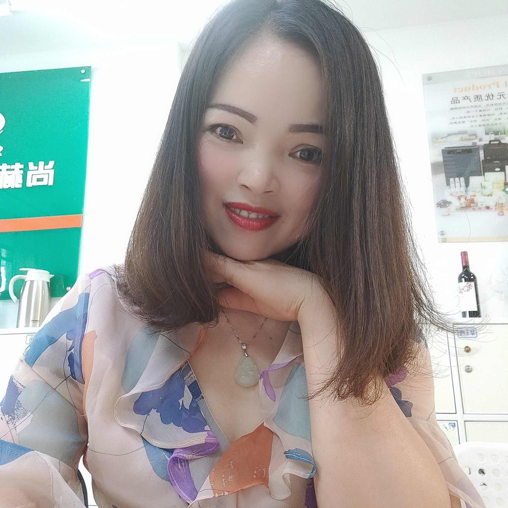 鞋子深拥正直的照片