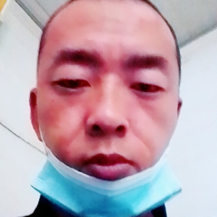何海丰的照片