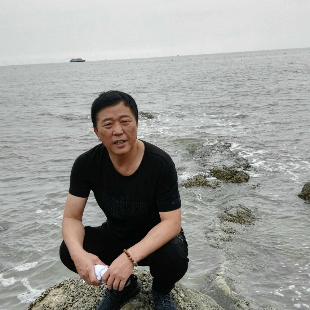 虚拟书包的照片