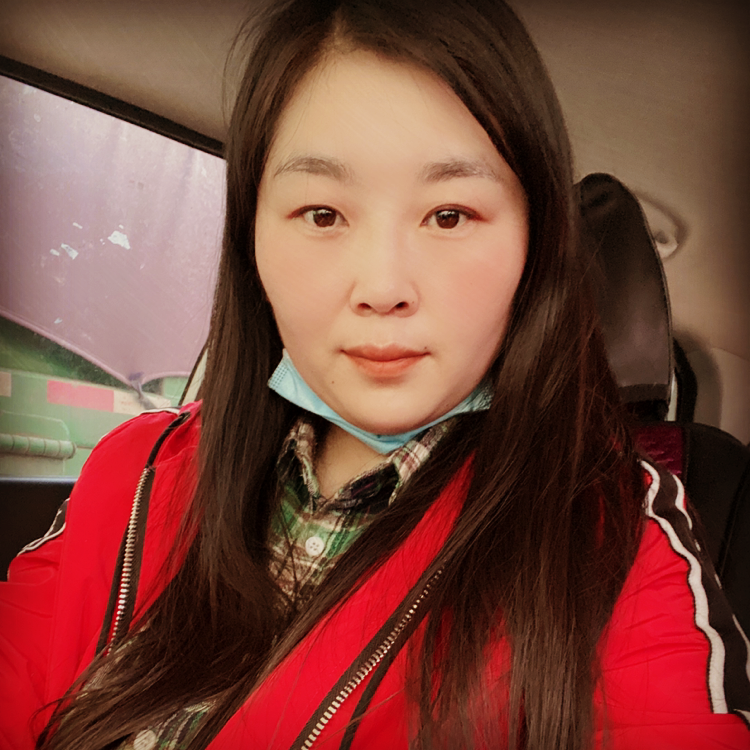 等待蹙眉暖光的照片