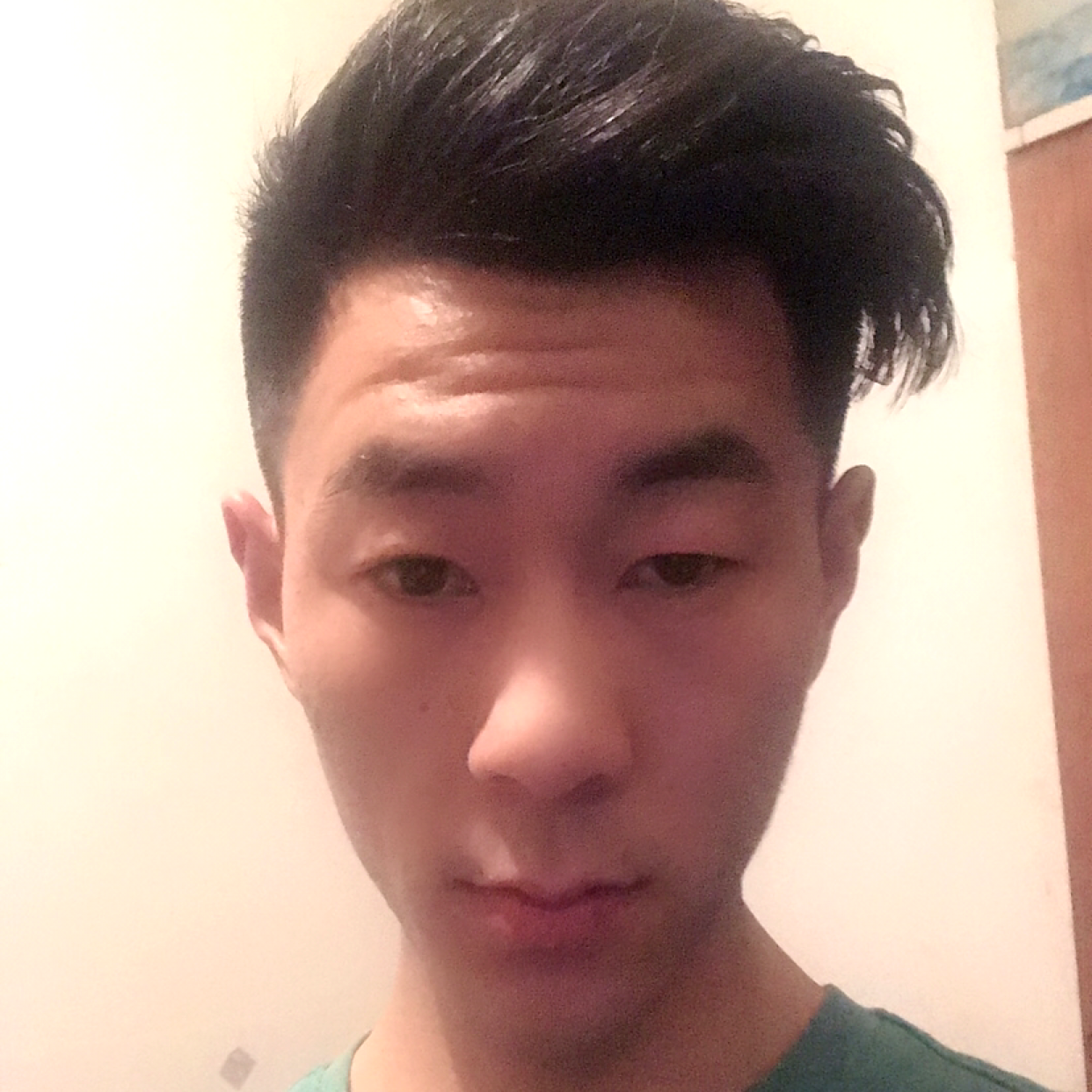 舒荷放弃不解的的照片