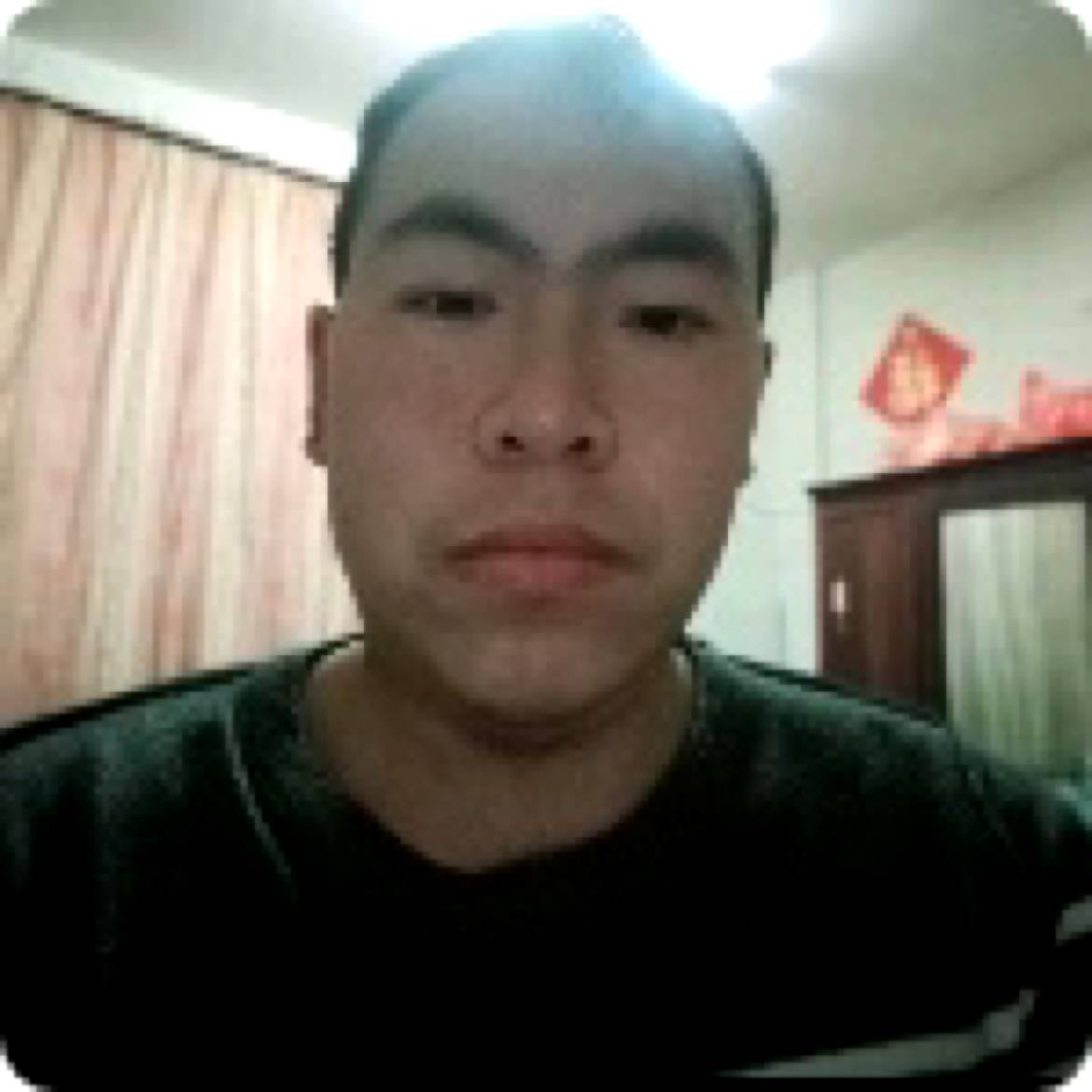 镜中月水中花的照片