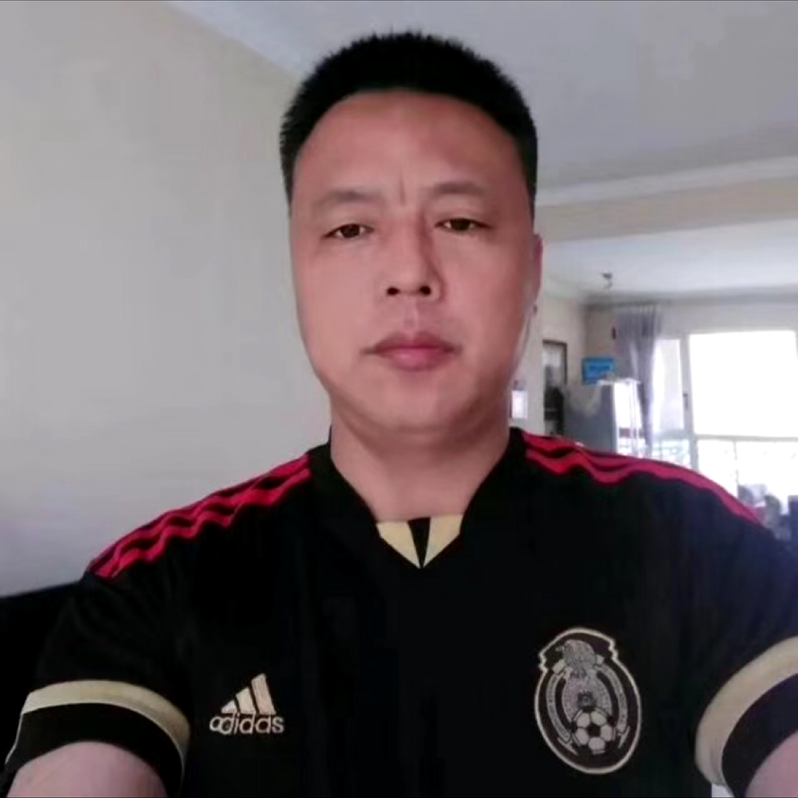 丰富和背包的照片