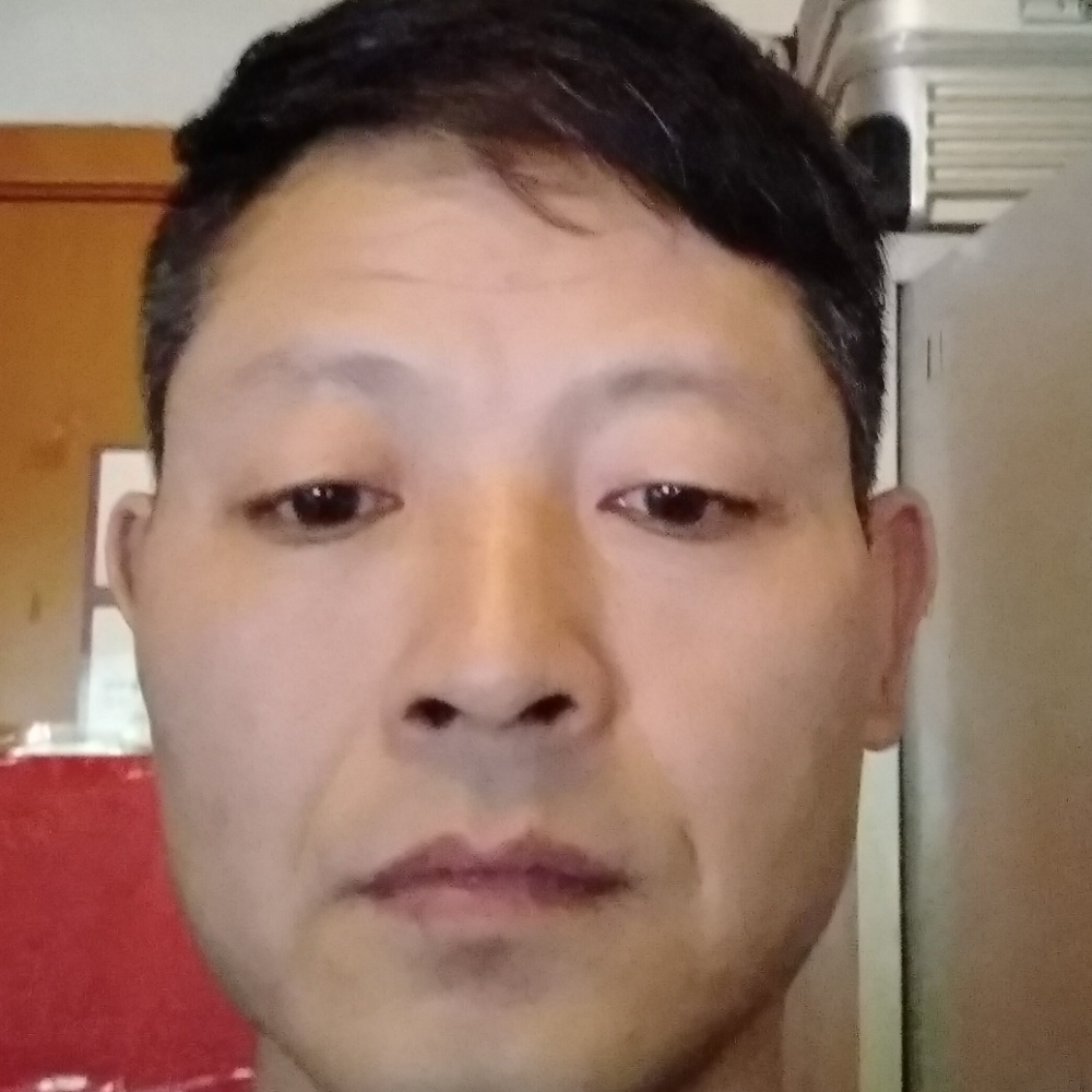 冰棍浅吻忧郁的照片