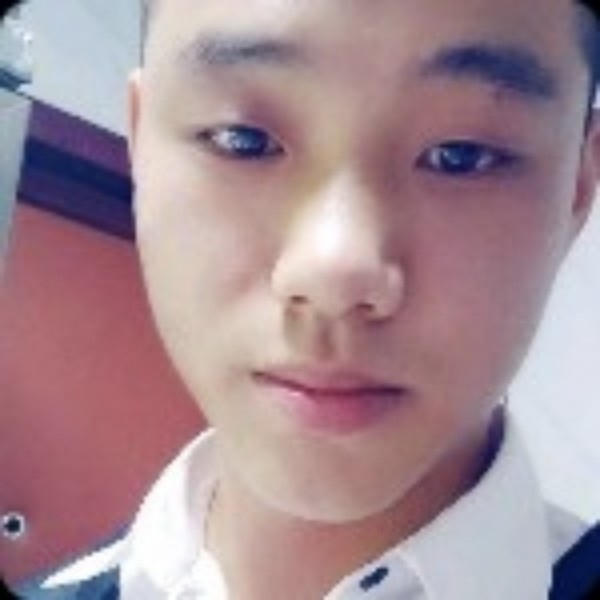 邓浪浪的照片