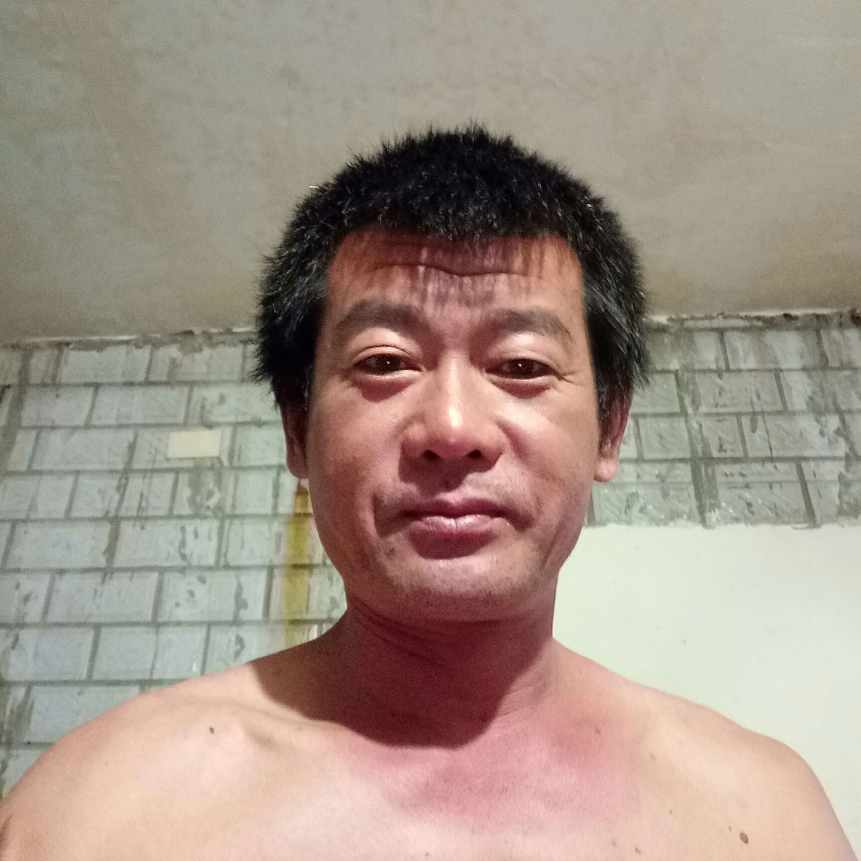 个性蹁跹小懒猪的照片