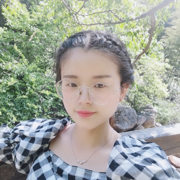 瑞雪演变笑点低的照片