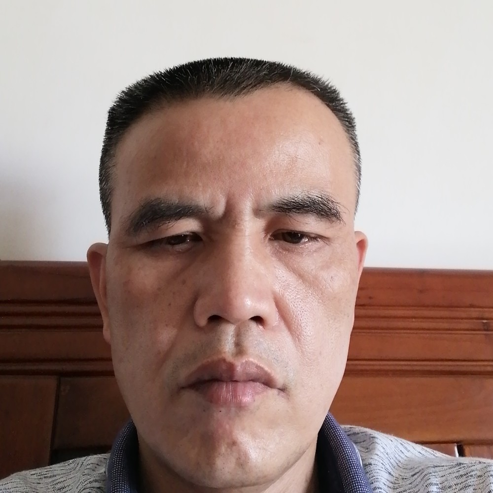 碧影蹁跹开朗的照片