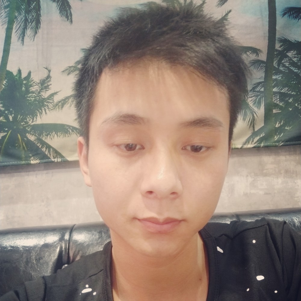 大树诚心的照片